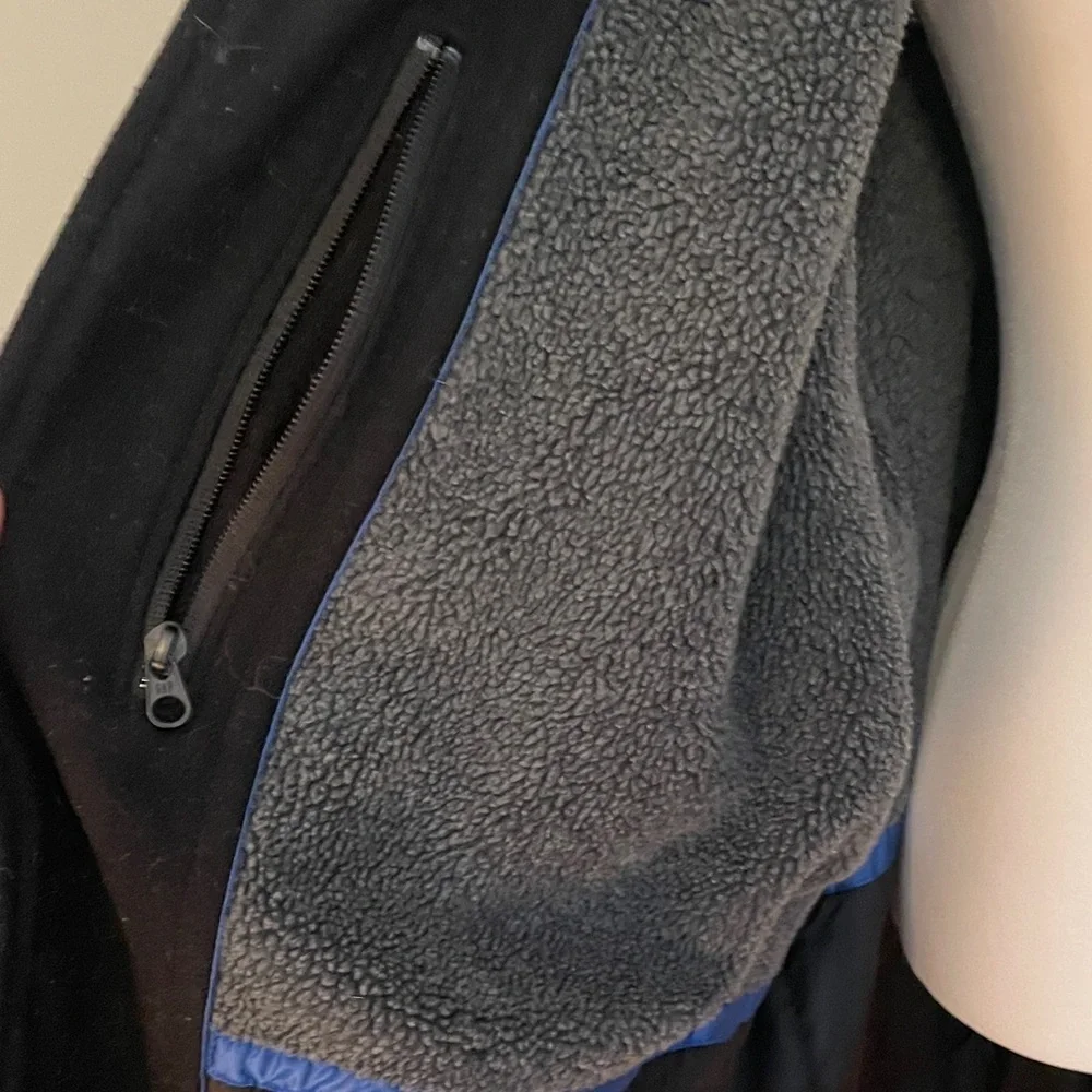 GAP Men's Black Wool Button-Up Jacket